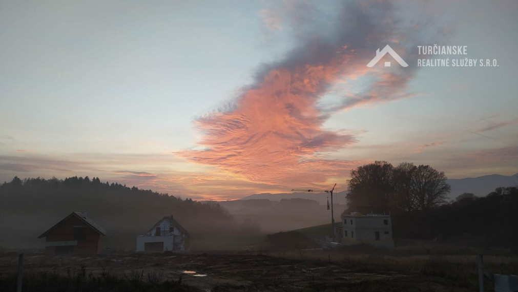 pozemok Dolný Kalník