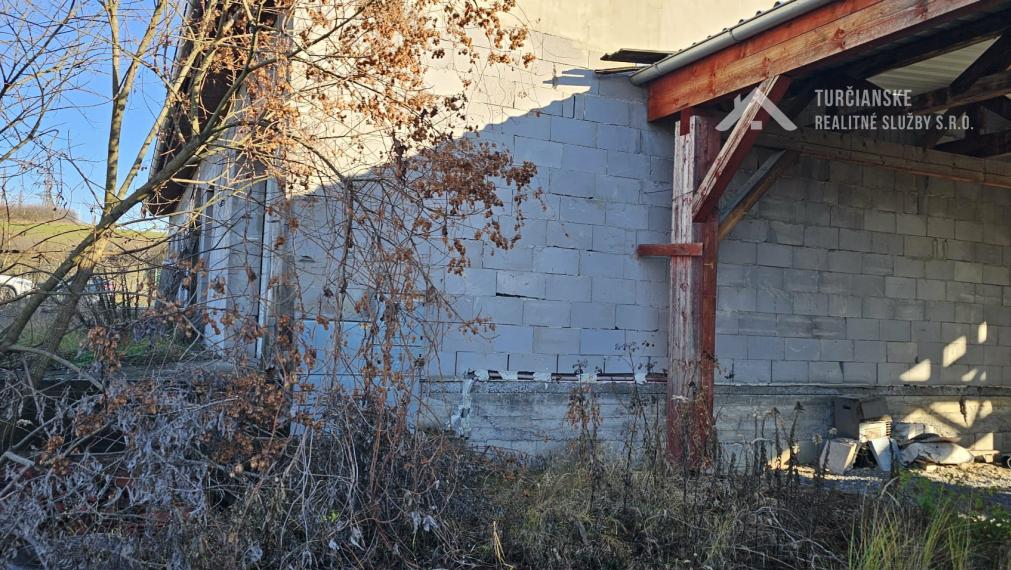 Objekt na podnikanie vo Veľkom Krtíši