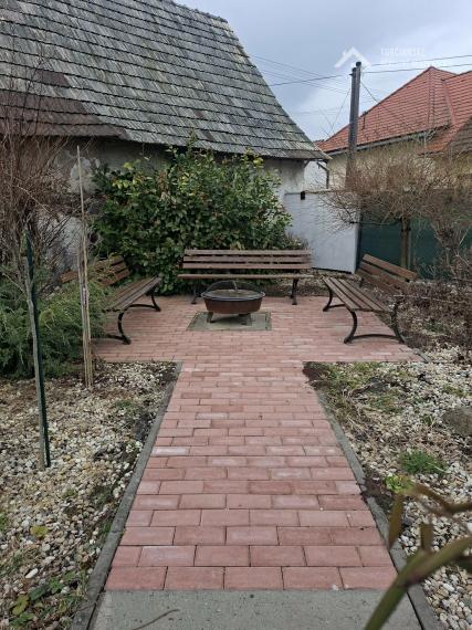 🏡 BÝVANIE S PRIESTOROM A DUŠOU – DOM V OBCI HÁJ (1134 m²) 🏡