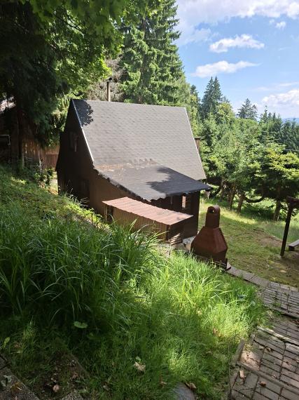 Znížená cena chata pod Martinskými Hoľami 83700 Eur