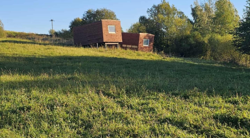Dve ČAROVNÉ Chatky na OKAMŽITÉ celoročné bývanie/rekreáciu!