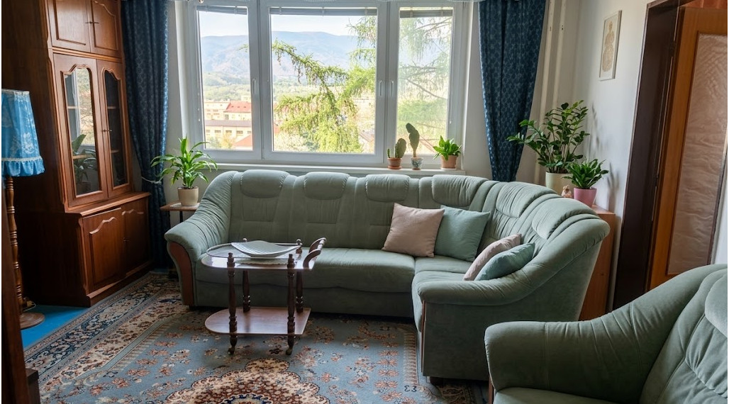 CHODÍTE RADI PEŠO? 3 izby priamo v centre (69m2)