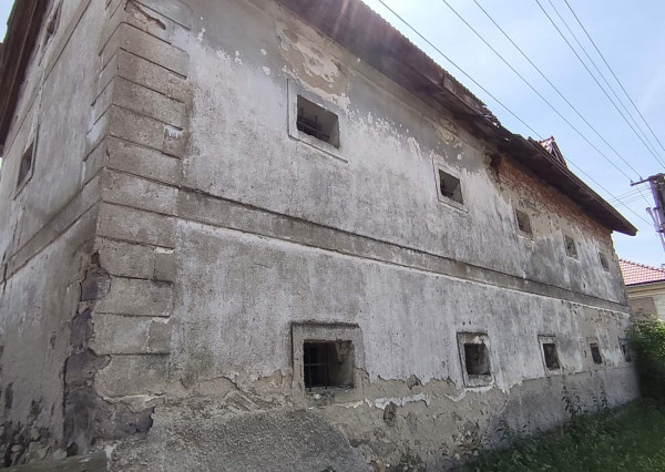 Na predaj je historická sýpka s nezameniteľnou charizmou v dedine Kevice